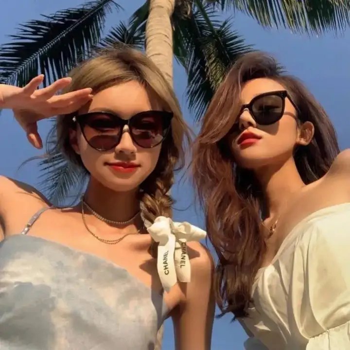 她不土，她是我妹妹